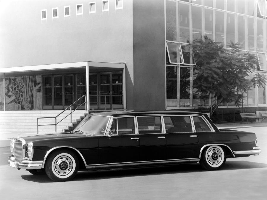  Mercedes-Benz S600 Pullman 1964 года  (фото 23 из 26)